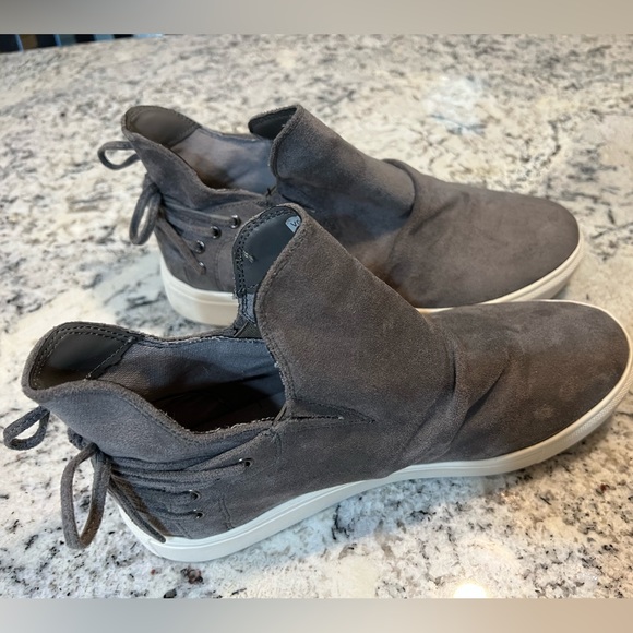 Very G Shoes - 🌸Very G Harvest Grey Ankle Sneaker